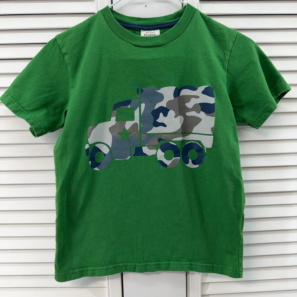 Mini Boden size 7/8 Green T-Shirt with Camouflage Truck Graphic